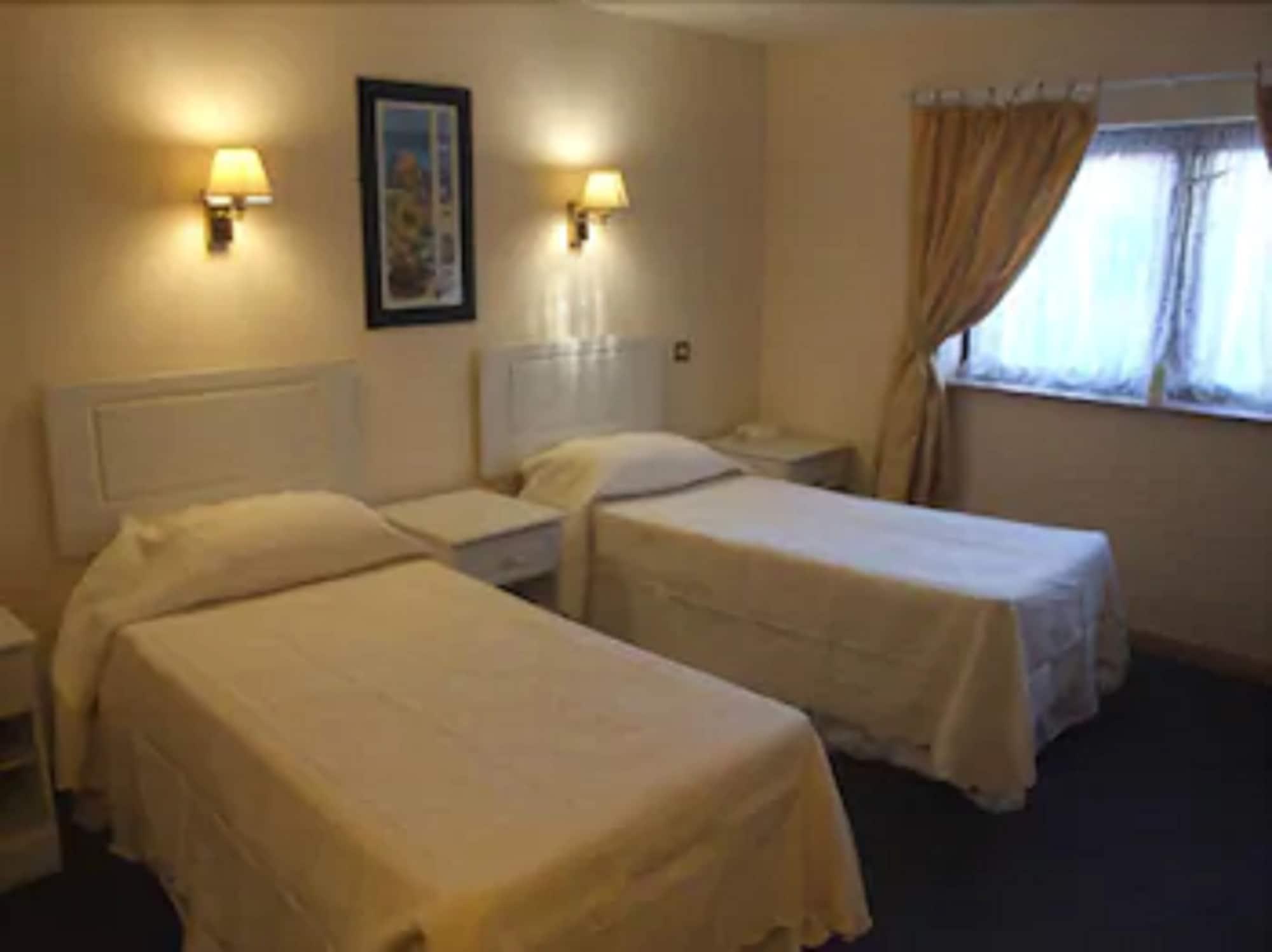 The Amblehurst Hotel Сейл Екстер'єр фото